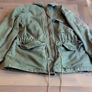 VOLCOM MILITARY GREEN ZIP UP JACKET